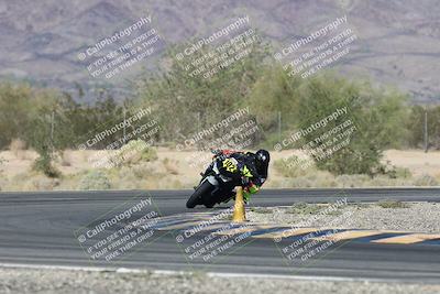 media/Oct-30-2025-Racers Edge (Thu) [[dabbdaf680]]/3-B Group/Session 5 (Turn 6)/